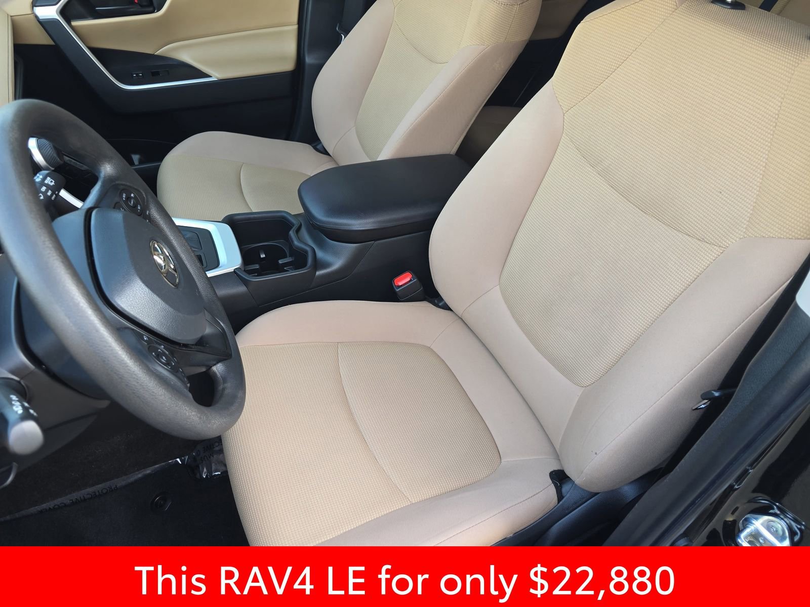 Used 2022 Toyota RAV4 LE image 19