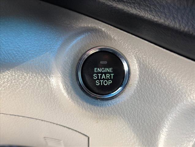 Used 2013 Toyota Highlander Limited image 20