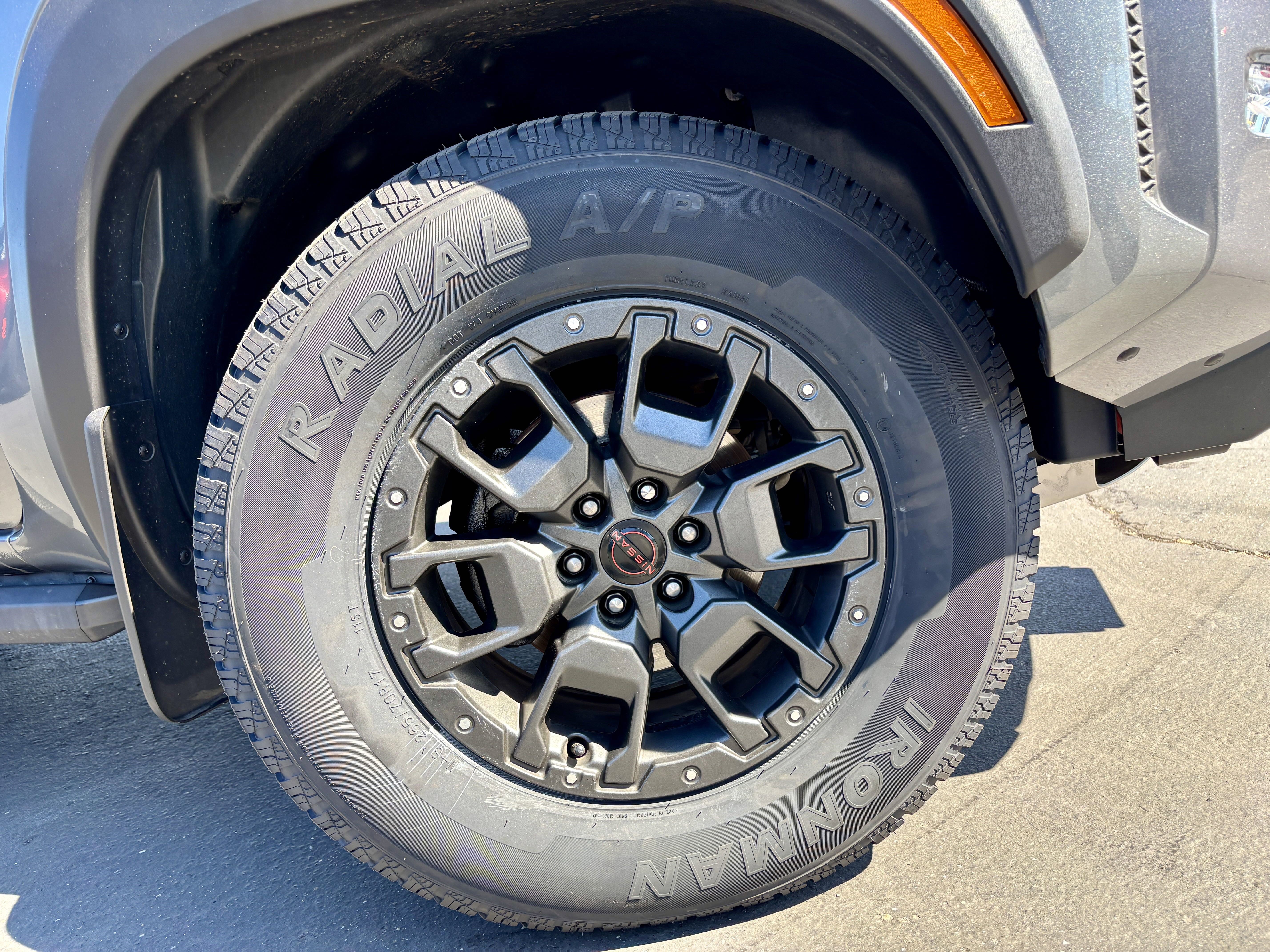 Used 2023 Nissan Frontier PRO-4X w/ Pro-4X Premium Package image 8