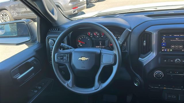 Used 2025 Chevrolet Silverado 1500 W/T image 19
