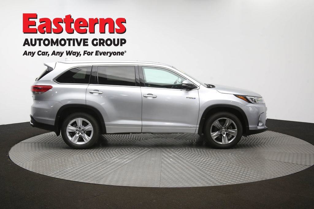 Used 2019 Toyota Highlander Limited w/ Carpet Mat Package (TMS) AWD/4WD image 51