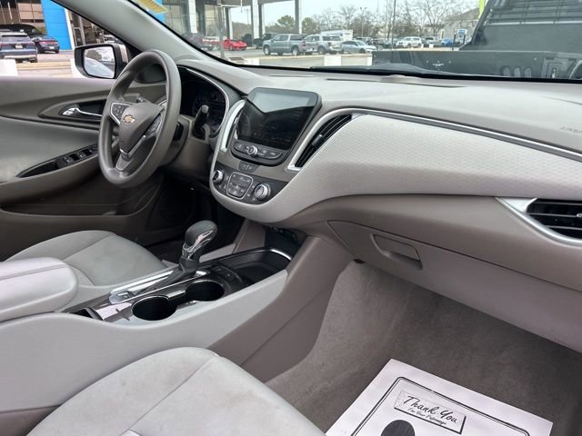 Used 2024 Chevrolet Malibu LT image 32