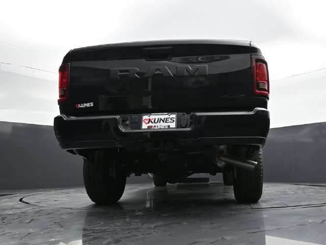 New 2026 RAM 2500 Tradesman AWD/4WD image 42