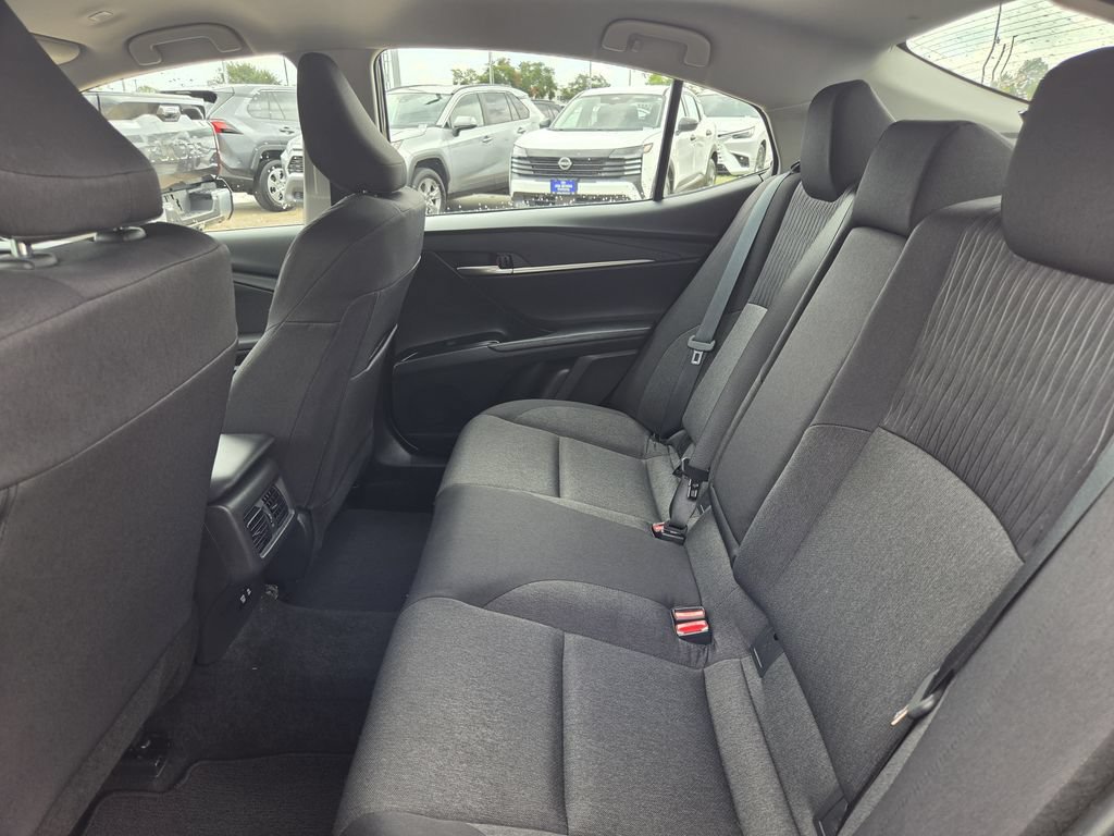 Used 2026 Toyota Camry LE FWD image 28