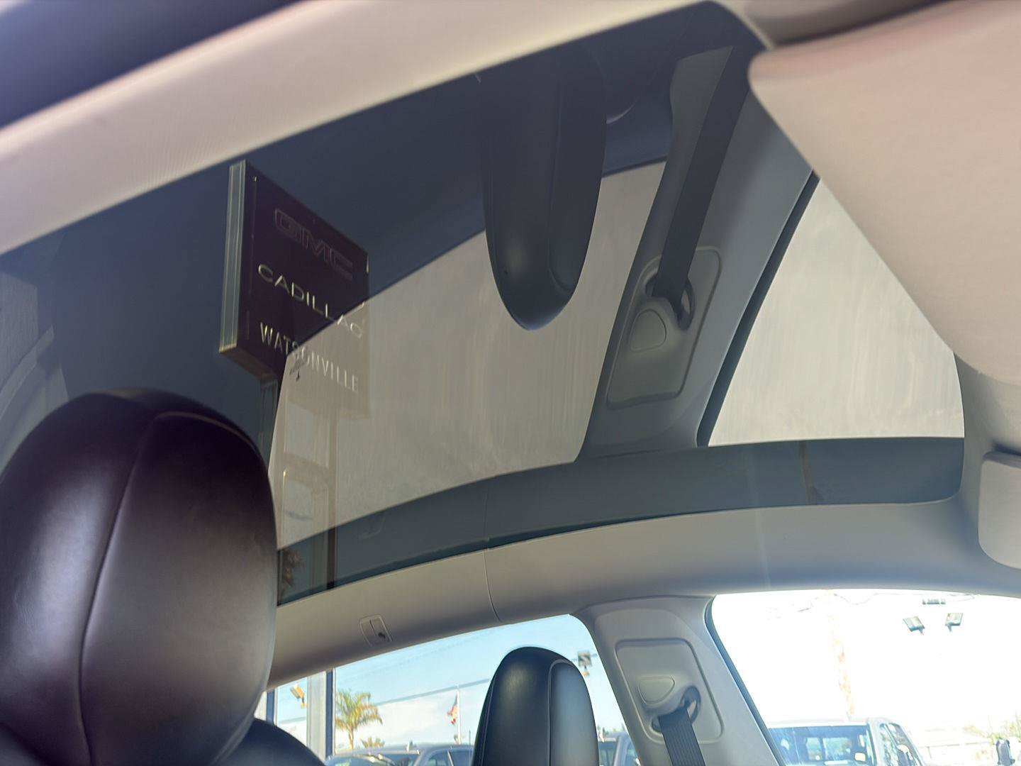 Used 2023 Tesla Model Y 2WD image 21