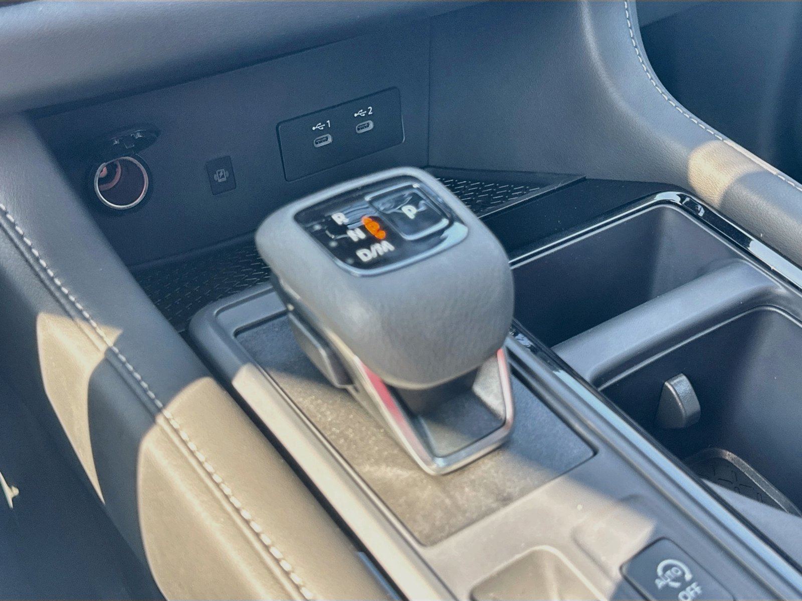 New 2026 Nissan Pathfinder SL FWD image 16