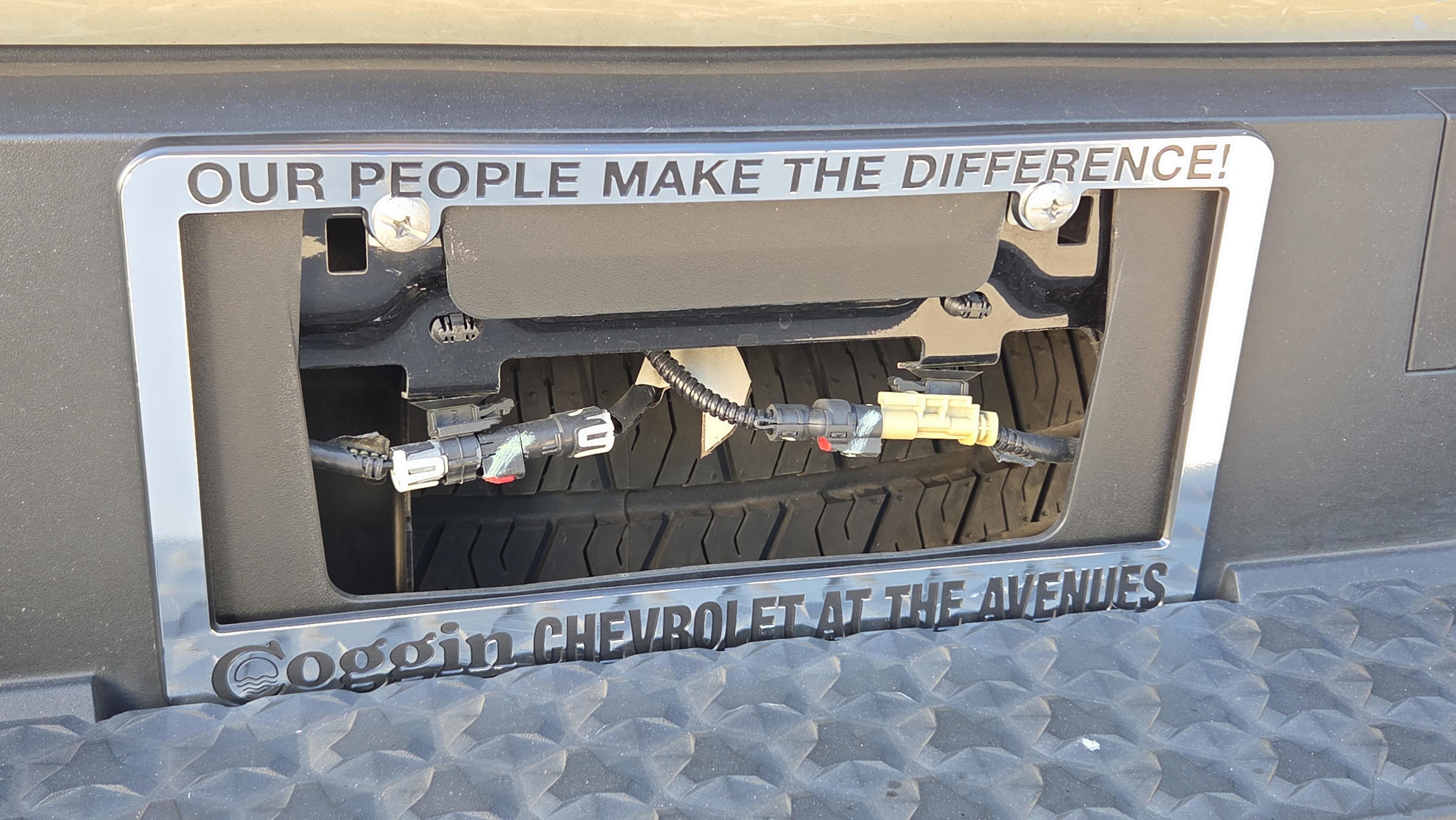 Used 2023 Chevrolet Colorado Z71 w/ Z71 Convenience Package 2 image 32