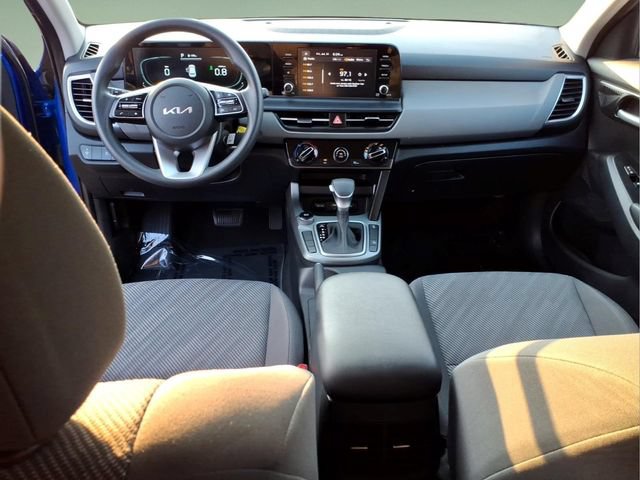 Used 2024 Kia Seltos LX AWD/4WD image 13