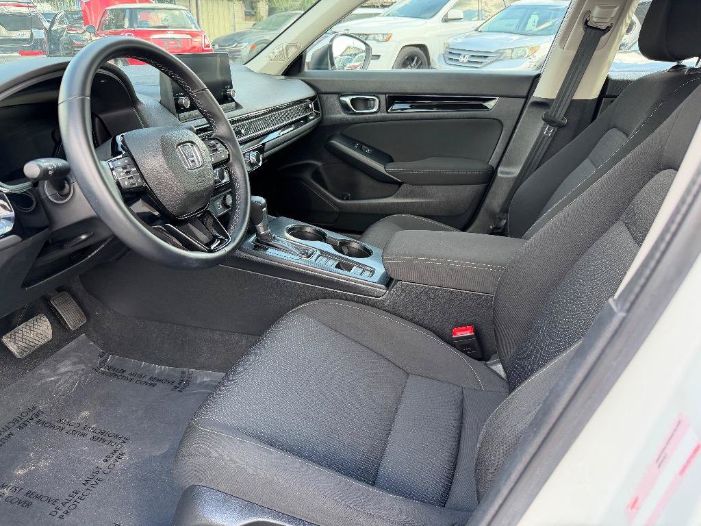 Used 2023 Honda Civic EX image 10