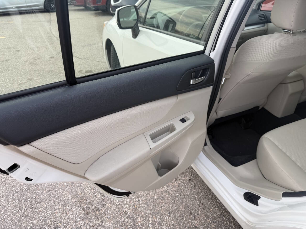 Used 2013 Subaru Impreza 2.0i Premium w/ All-Weather Pkg image 11