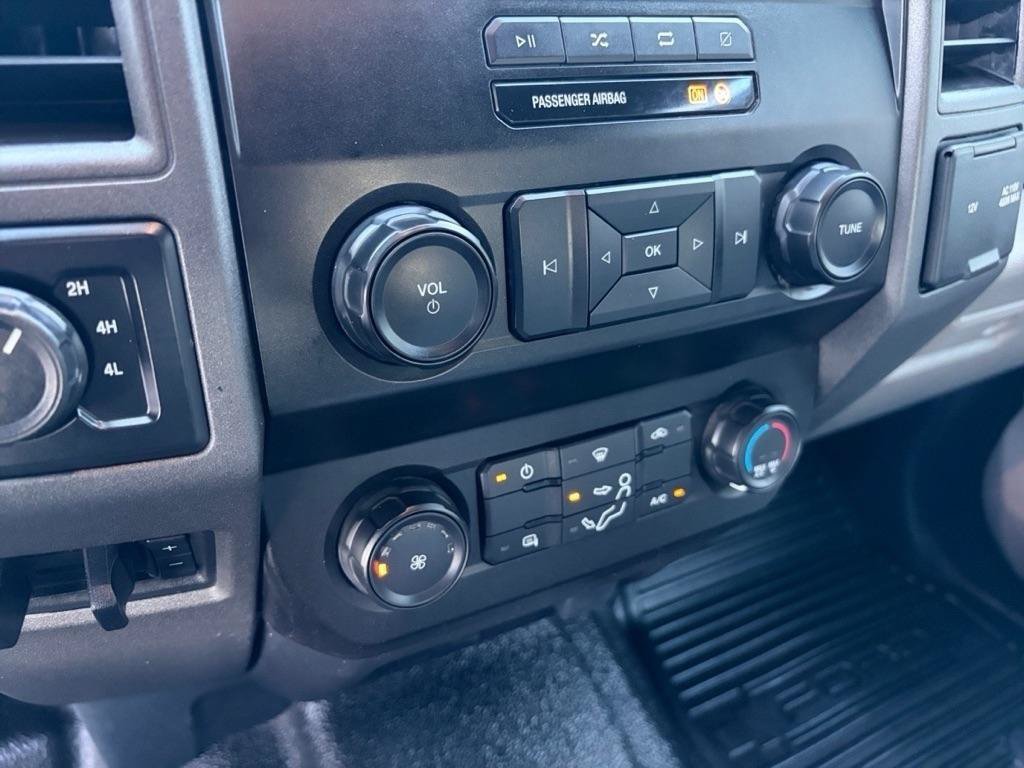 Used 2022 Ford F250 XL w/ Power Equipment Group AWD/4WD image 26