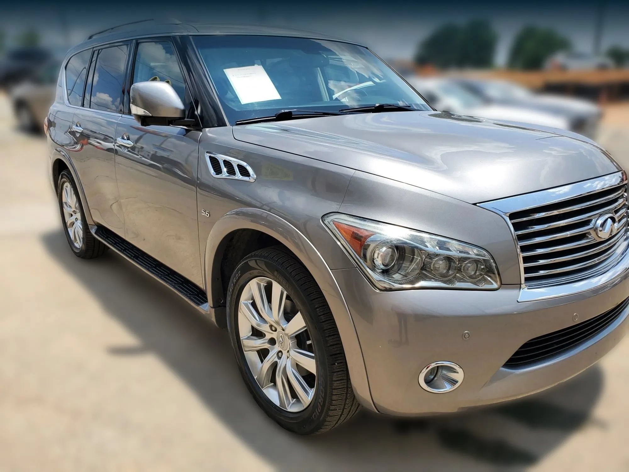 Used 2014 INFINITI QX80 4WD w/ Theater Package image 19