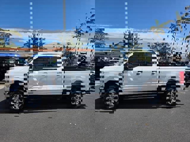 Used 2024 Ford F350 XLT image 4