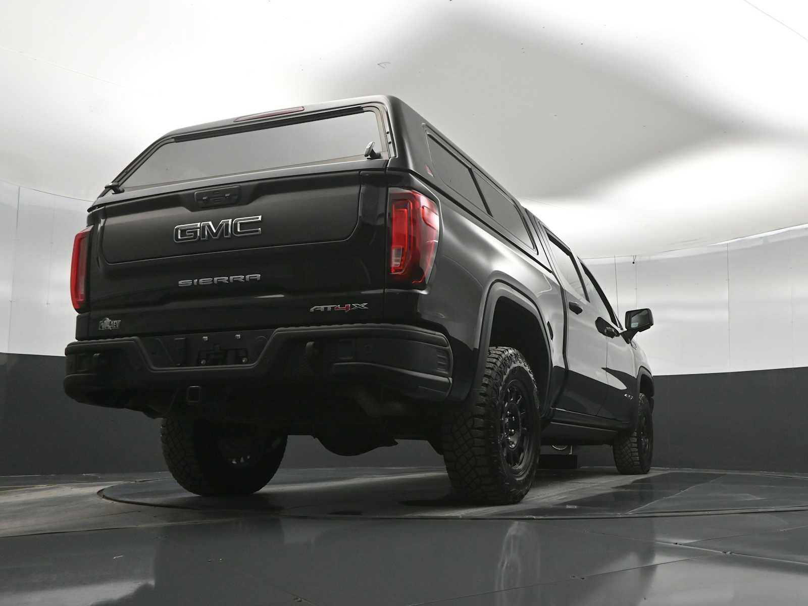 Used 2023 GMC Sierra 1500 AT4X w/ AT4X AEV Edition AWD/4WD image 37