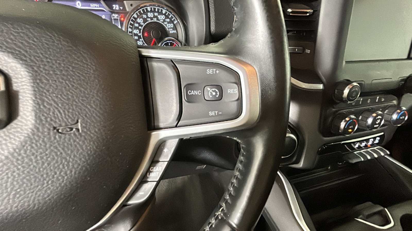 Used 2022 RAM 1500 Big Horn AWD/4WD image 21