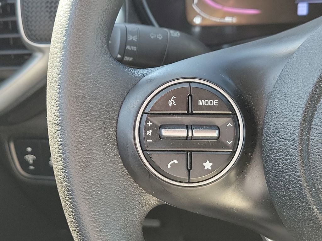 Used 2024 Kia Soul LX w/ Option Group 015 image 24