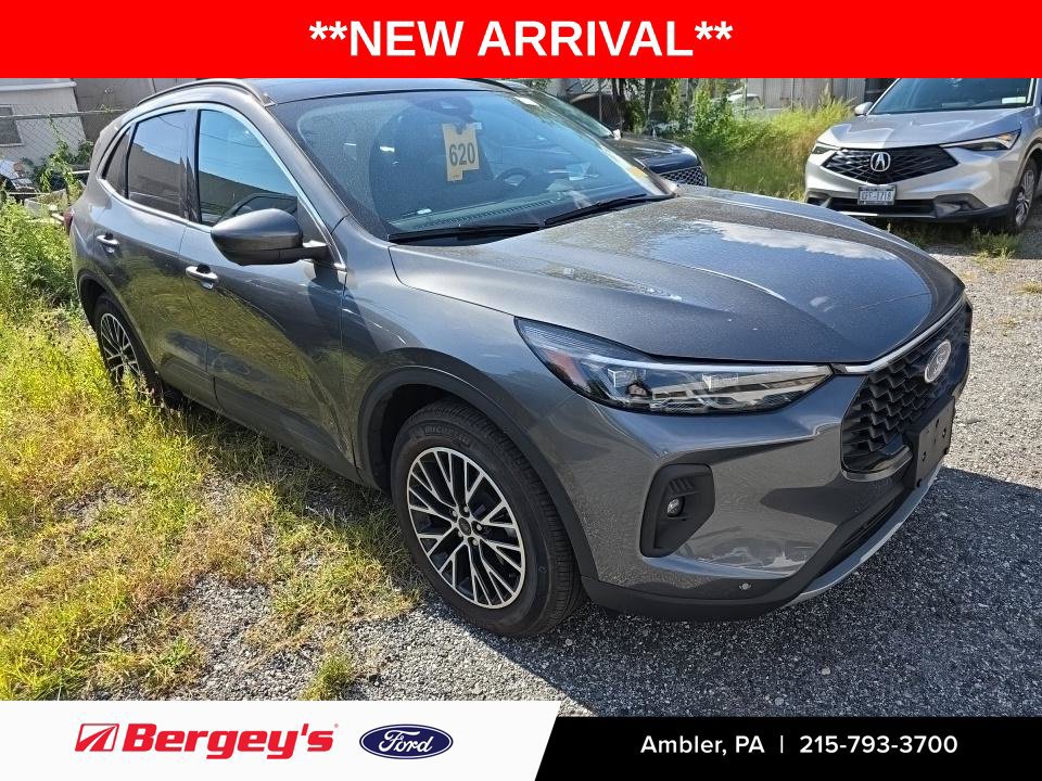 Certified 2023 Ford Escape SE w/ PHEV Premium Package FWD image 1