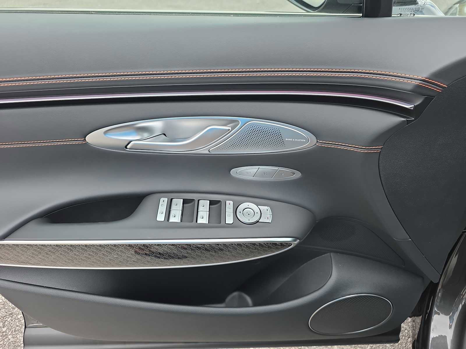 New 2026 Genesis GV70 3.5T Sport Prestige AWD/4WD image 27