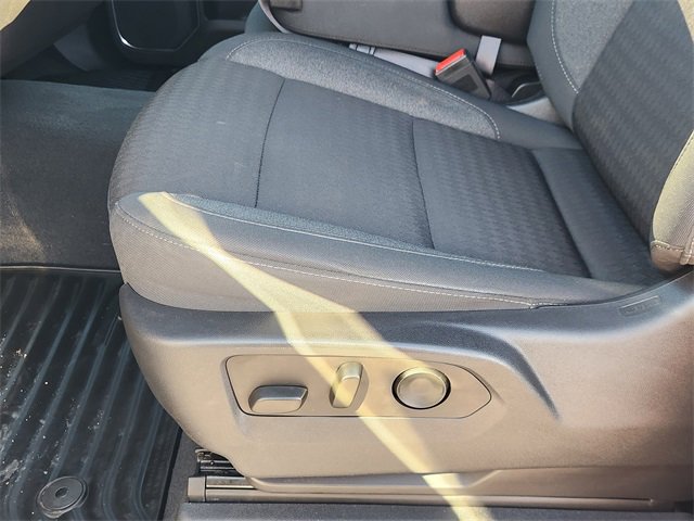 Used 2023 Chevrolet Silverado 1500 LT image 23