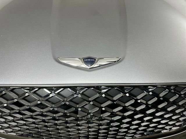 Used 2023 Genesis GV70 2.5T Sport Prestige w/ Sport Prestige Package image 9