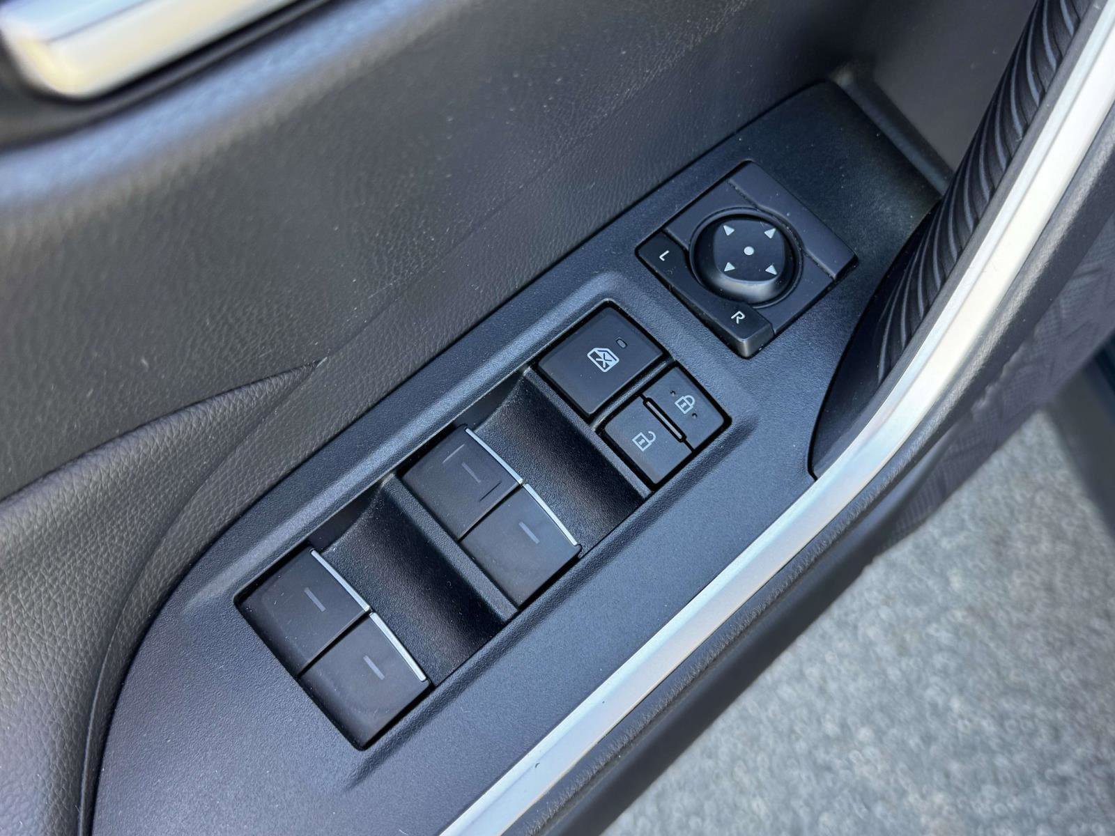 Certified 2025 Toyota RAV4 XLE AWD/4WD image 16