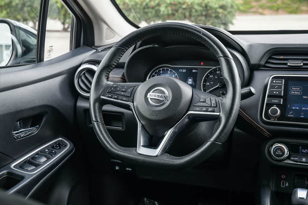 Used 2020 Nissan Versa SR FWD image 12