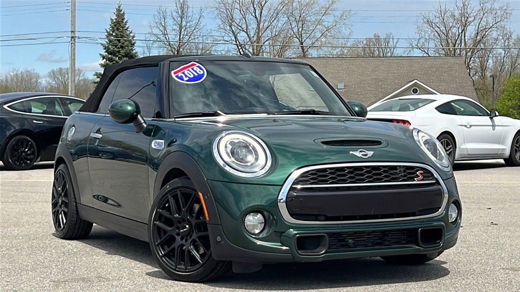 Used 2018 MINI Cooper S image 3