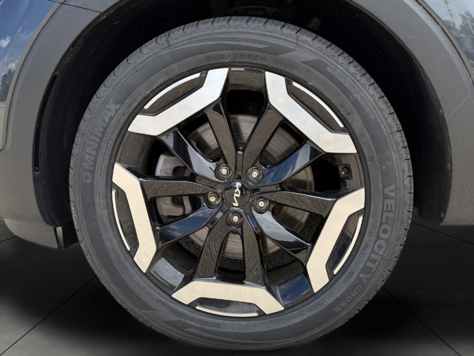 Used 2023 Kia Telluride S w/ S Sunroof Package AWD/4WD image 7