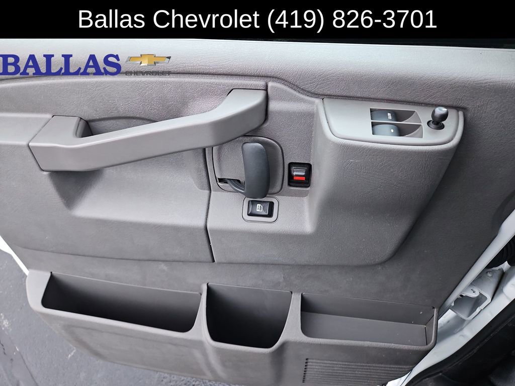 Used 2024 Chevrolet Express 2500 w/ Driver Convenience Package image 21
