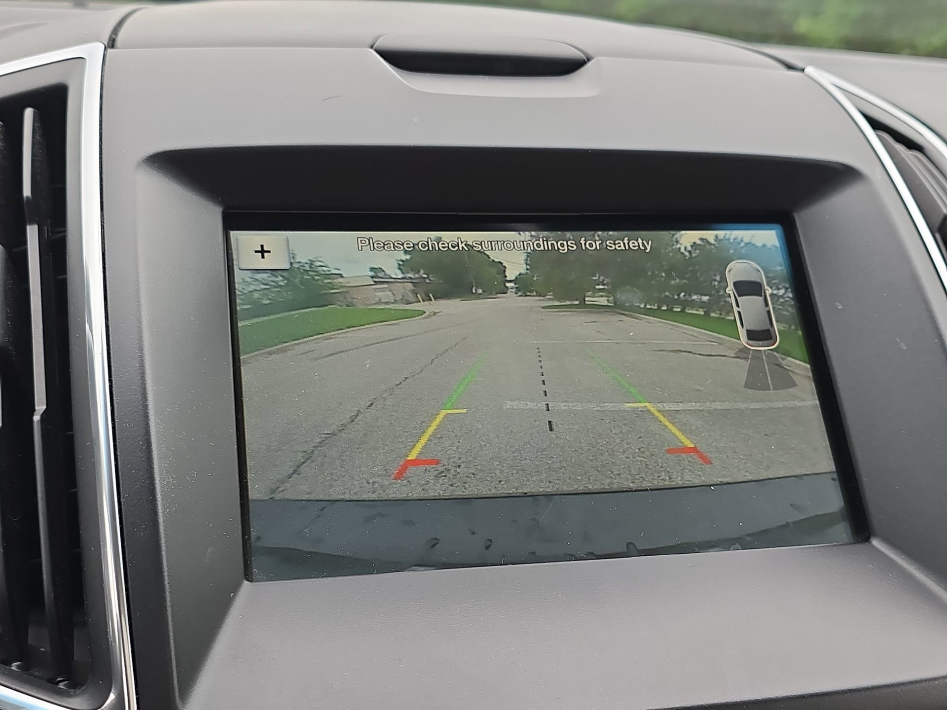 Used 2018 Ford Edge Titanium w/ Equipment Group 301A FWD image 16