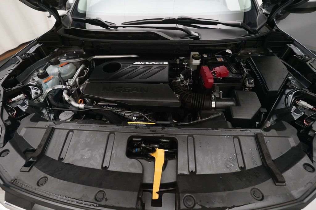 Certified 2024 Nissan Rogue SV image 3