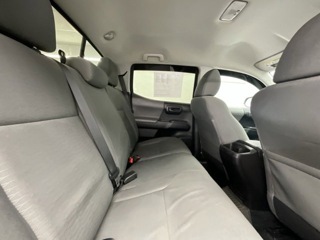 Used 2016 Toyota Tacoma SR5 image 11
