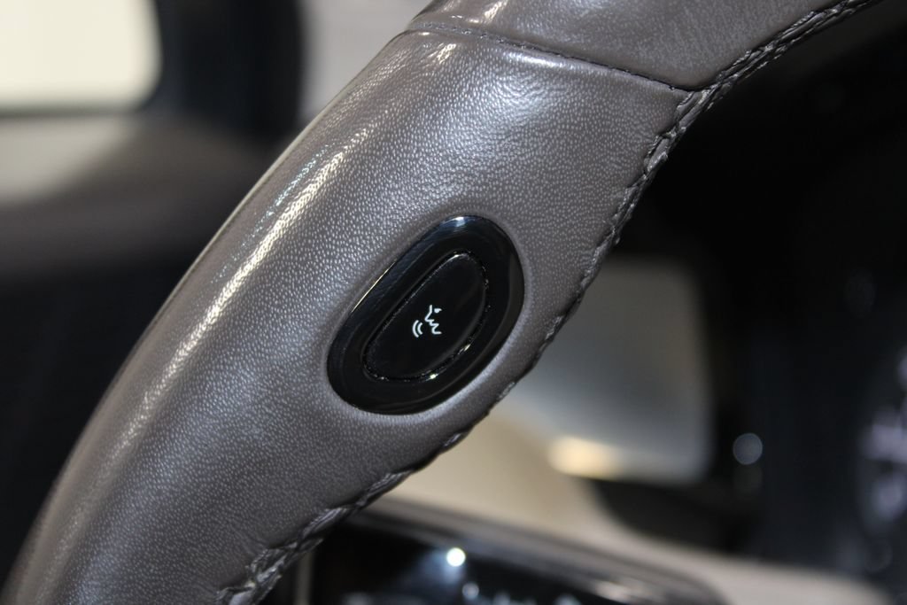 Used 2021 Lincoln Corsair AWD w/ Premium Package image 38