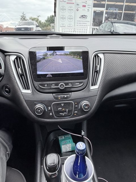 Used 2020 Chevrolet Malibu LS FWD image 4