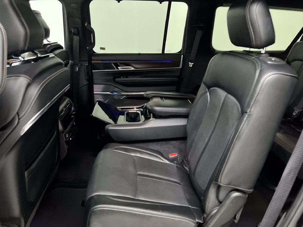 Used 2024 Jeep Grand Wagoneer L 4WD image 13