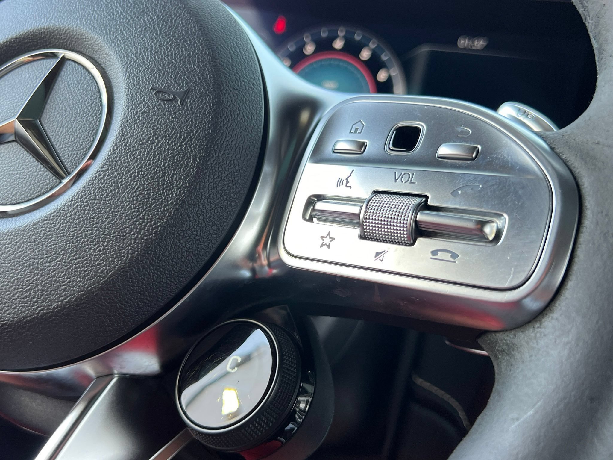 Used 2024 Mercedes-Benz G 63 AMG 4MATIC image 25