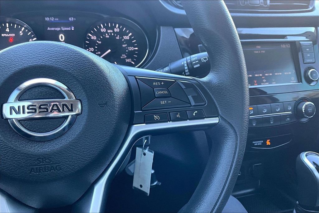 Used 2022 Nissan Rogue Sport S image 19