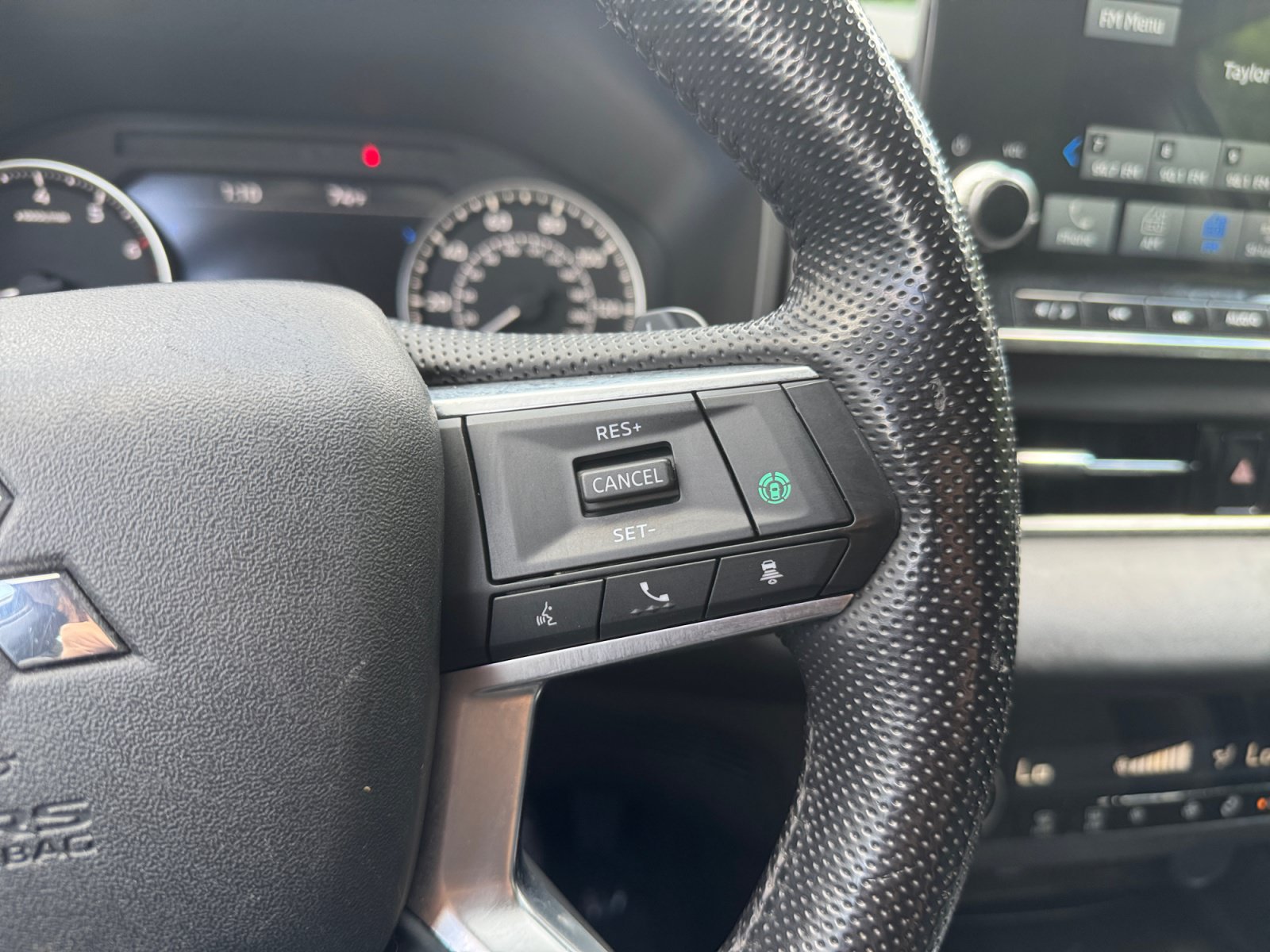 Used 2022 Mitsubishi Outlander SE FWD image 23
