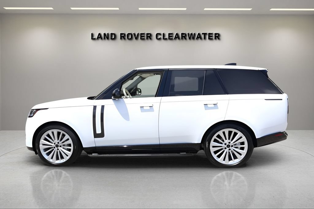 New 2026 Land Rover Range Rover SE AWD/4WD image 2