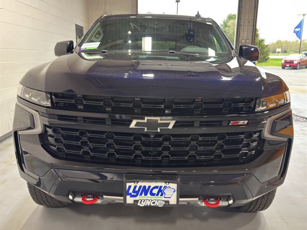 Used 2024 Chevrolet Suburban Z71 w/ Luxury Package AWD/4WD image 8