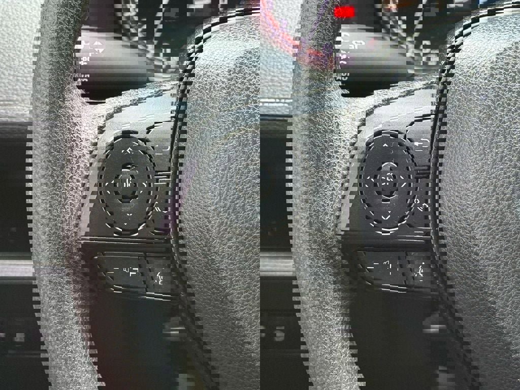 Used 2023 Toyota RAV4 XLE image 20