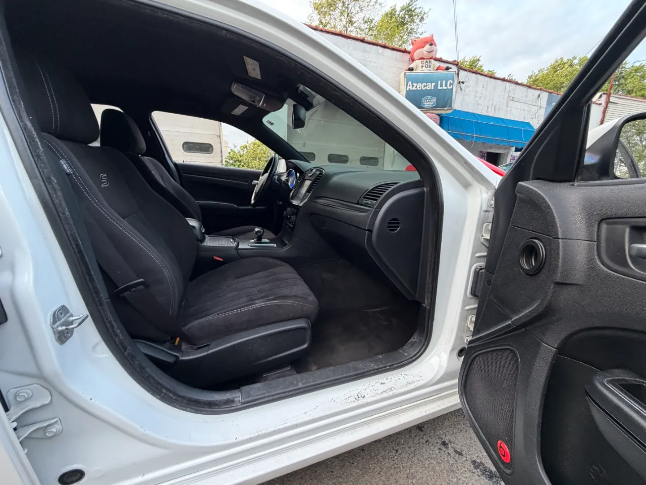 Used 2012 Chrysler 300 S RWD image 34