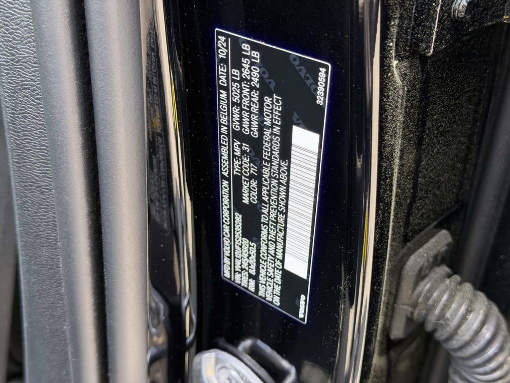 Certified 2025 Volvo XC40 B5 Ultra w/ Climate Package AWD/4WD image 25