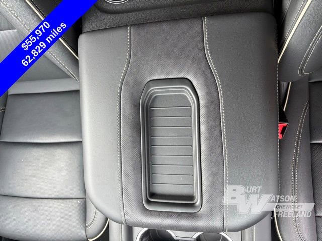 Used 2024 Chevrolet Suburban Premier w/ Premium Package 2 AWD/4WD image 23