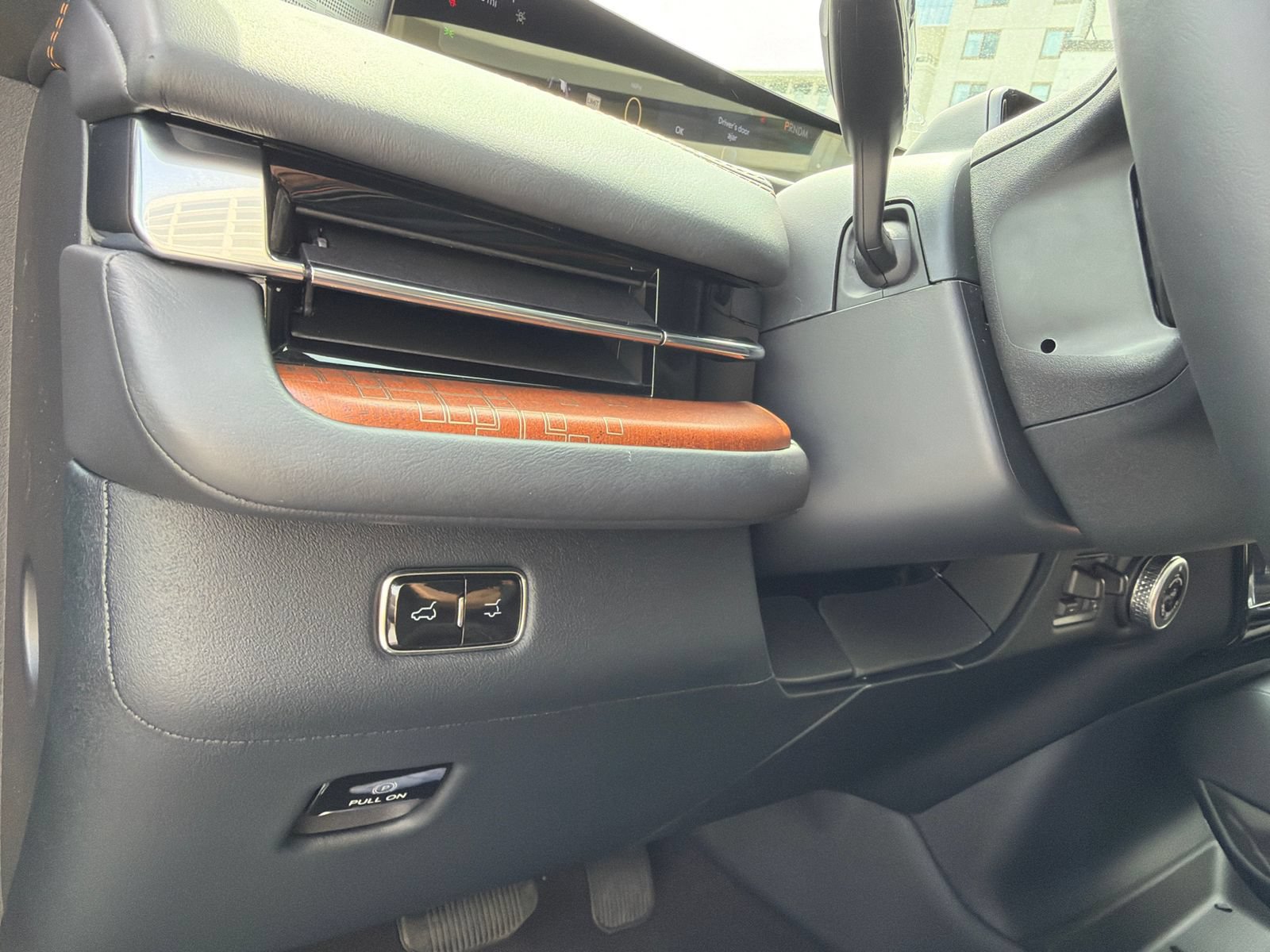 New 2026 Lincoln Navigator L Black Label AWD/4WD image 35