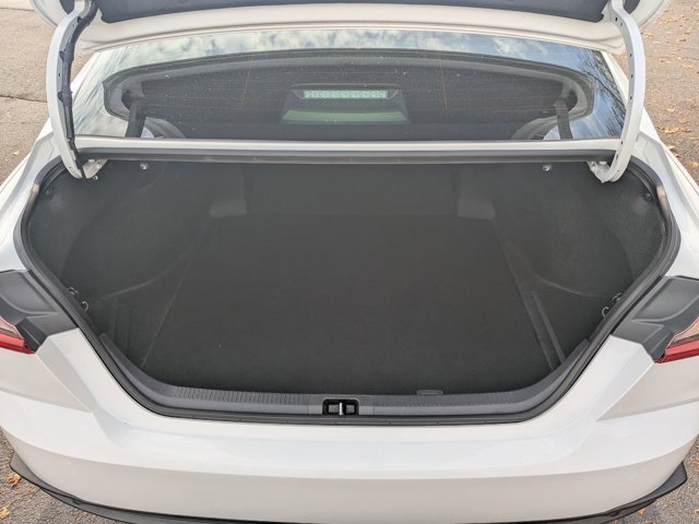 Used 2025 Toyota Camry SE image 16