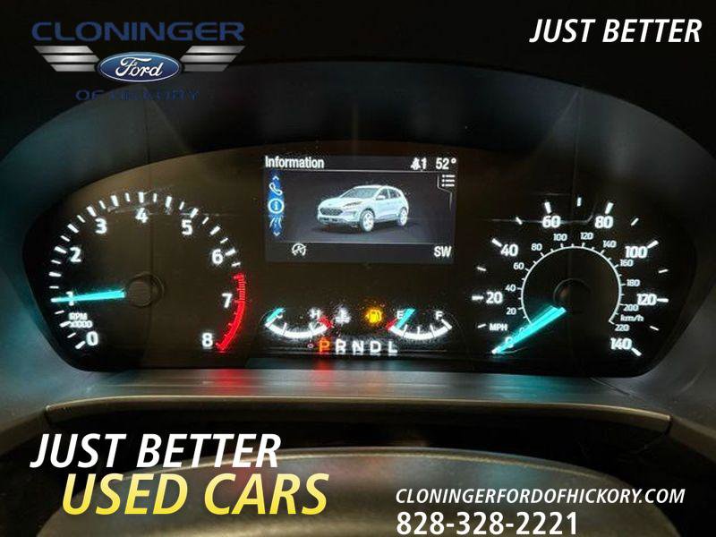 Used 2020 Ford Escape SE image 23