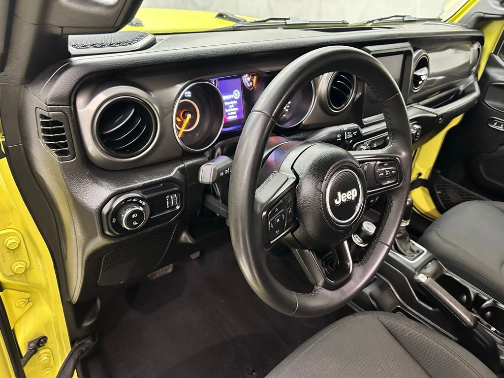 Certified 2023 Jeep Gladiator Sport image 11