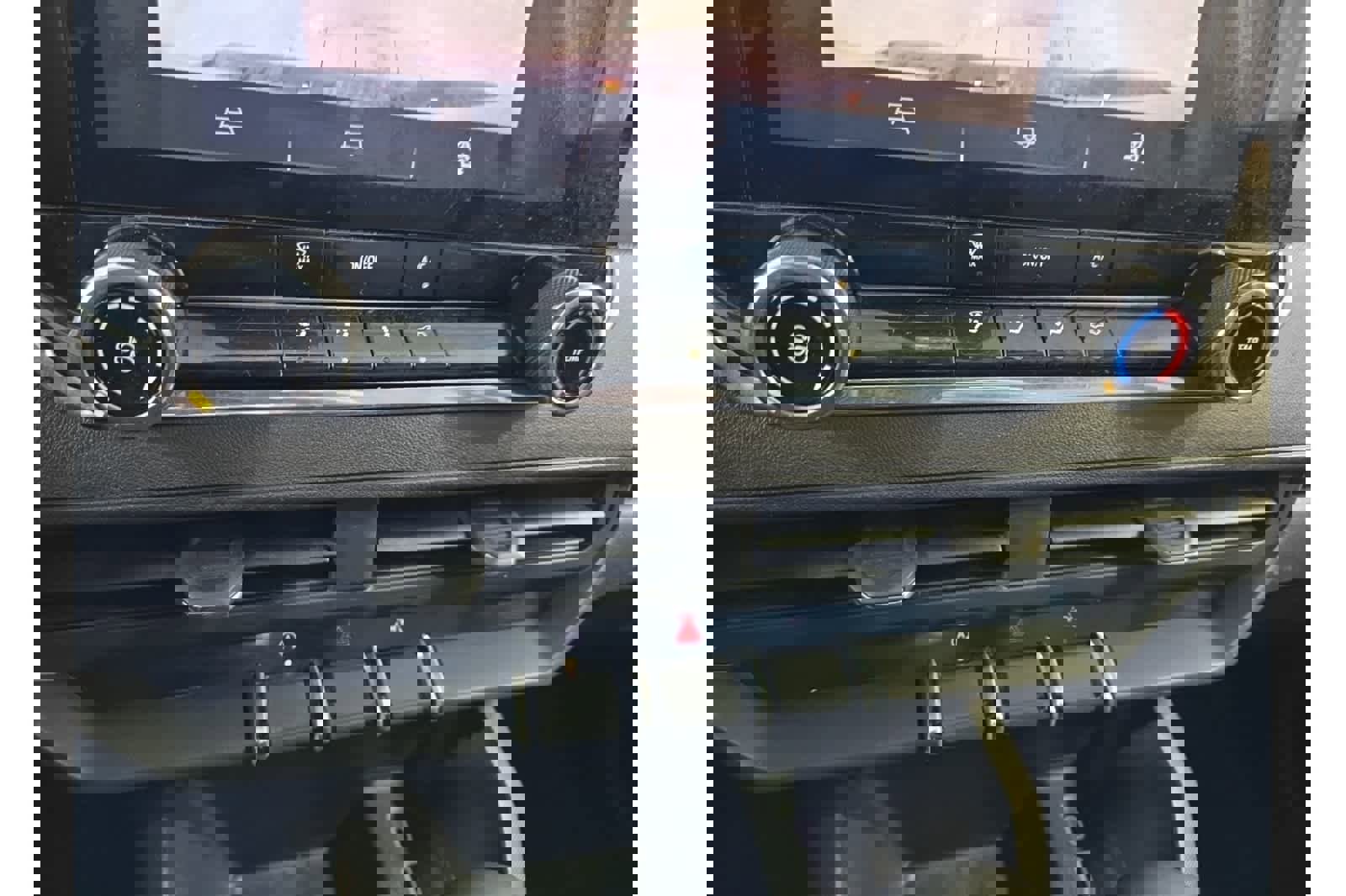 Used 2023 Chevrolet Colorado W/T image 23