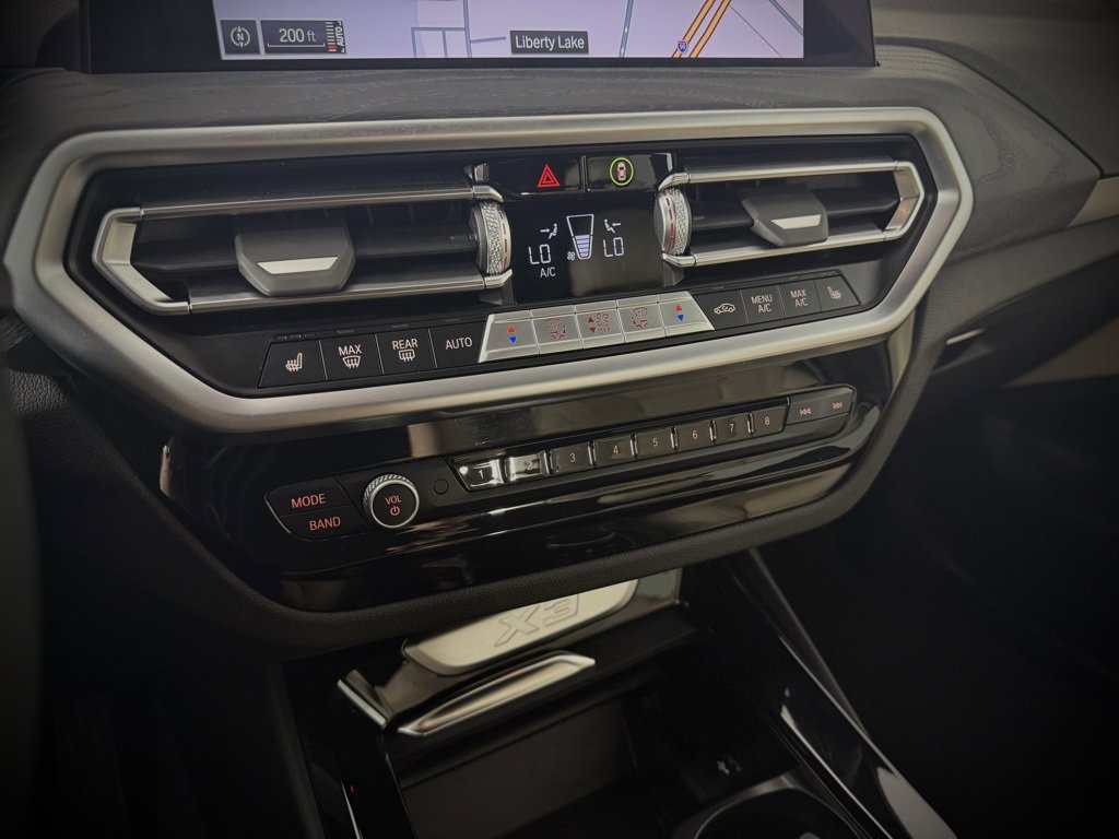 Used 2024 BMW X3 xDrive30i image 25